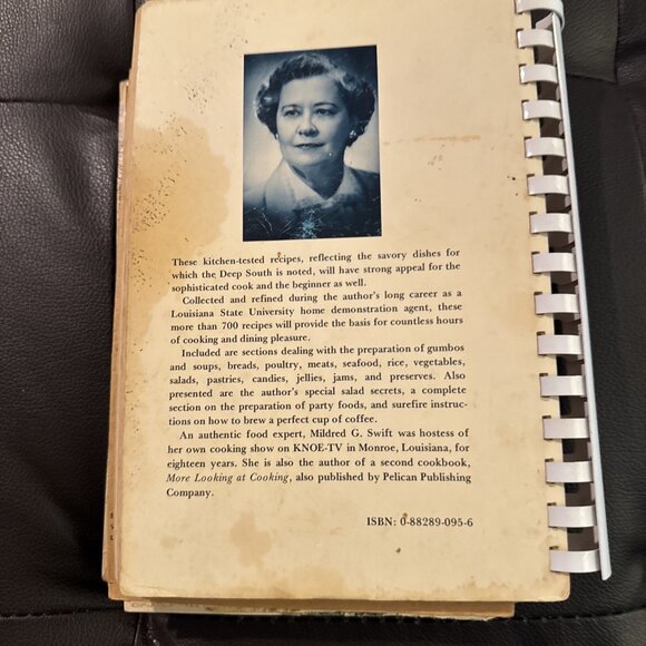 Vintage Looking at Cooking Cookbook Mildred Swift Favorite Cajun LA Louisiana - Picture 2 of 10
